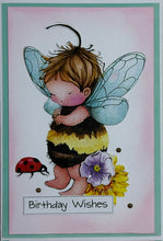 Load image into Gallery viewer, Bee Card Kit